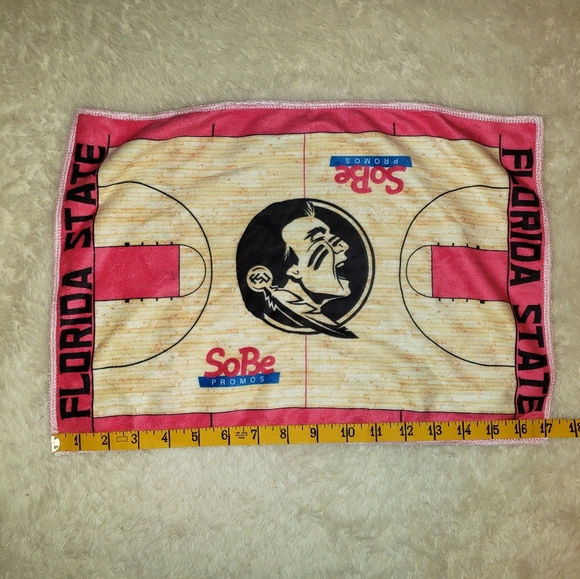 Florida State basketball sports towel, 17"×12 - Picture 2 of 5